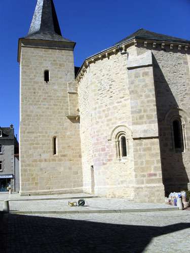 Peyrilhac Eglise